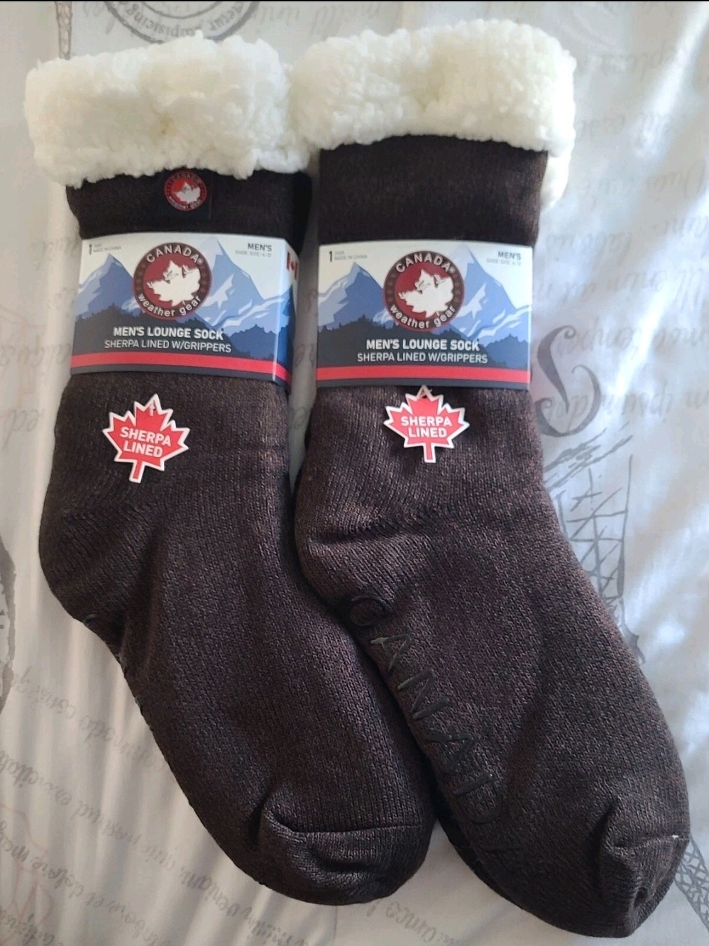 Canada Weather Gear Men's Lounge Socks Sherpa Lined With Grippers SHOE SIZE 6-12
